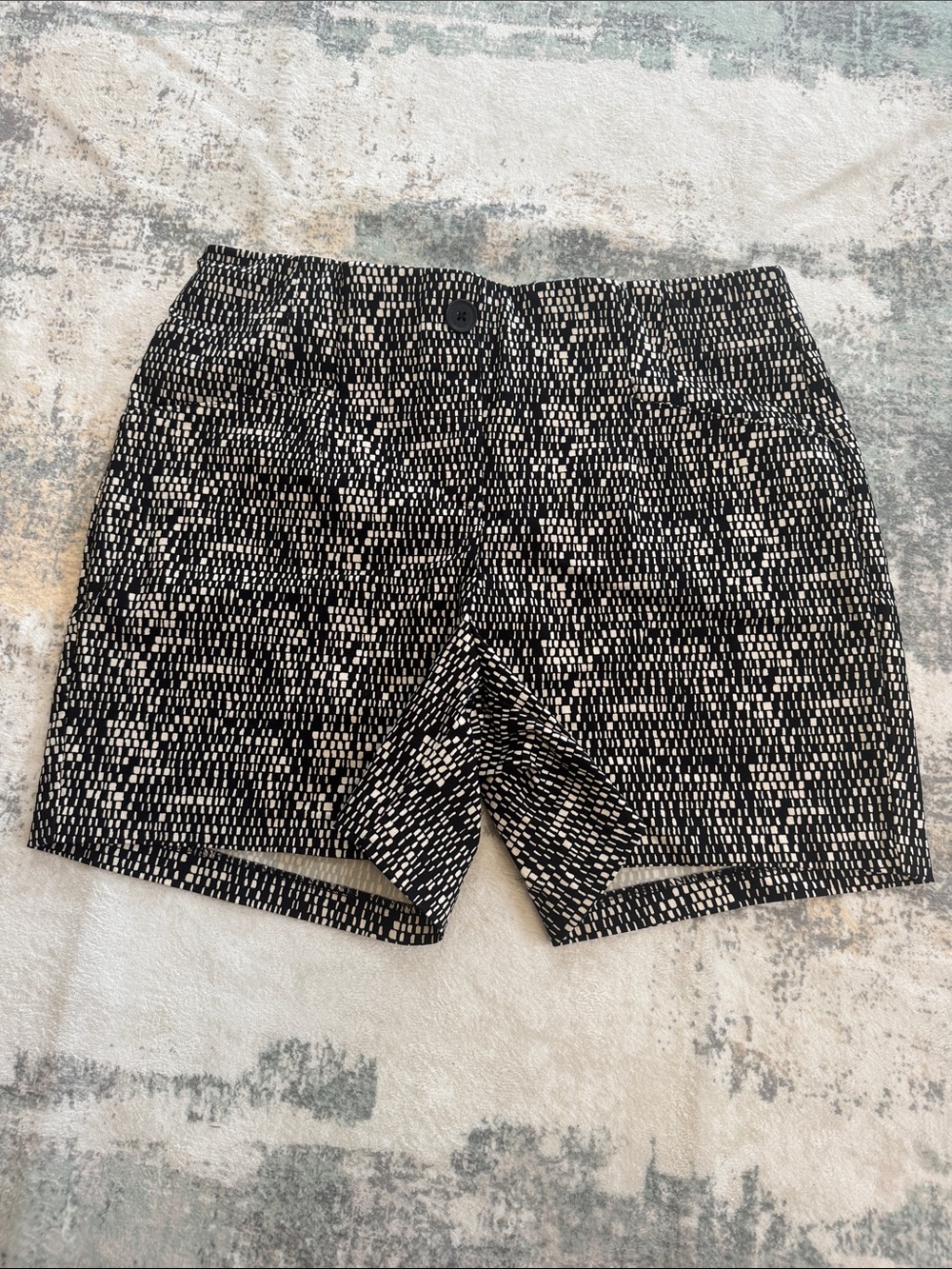 Tribal Black and Cream Patterned Women's Shorts 4